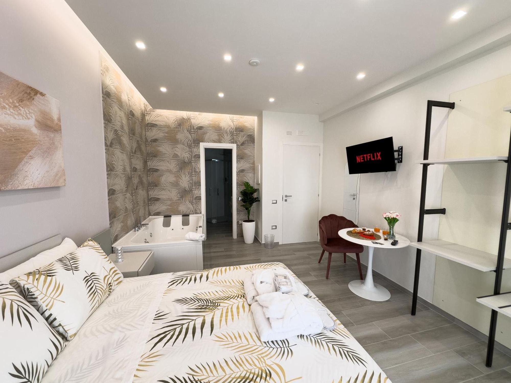 Al Civico3 Home & Suites Salerno Esterno foto