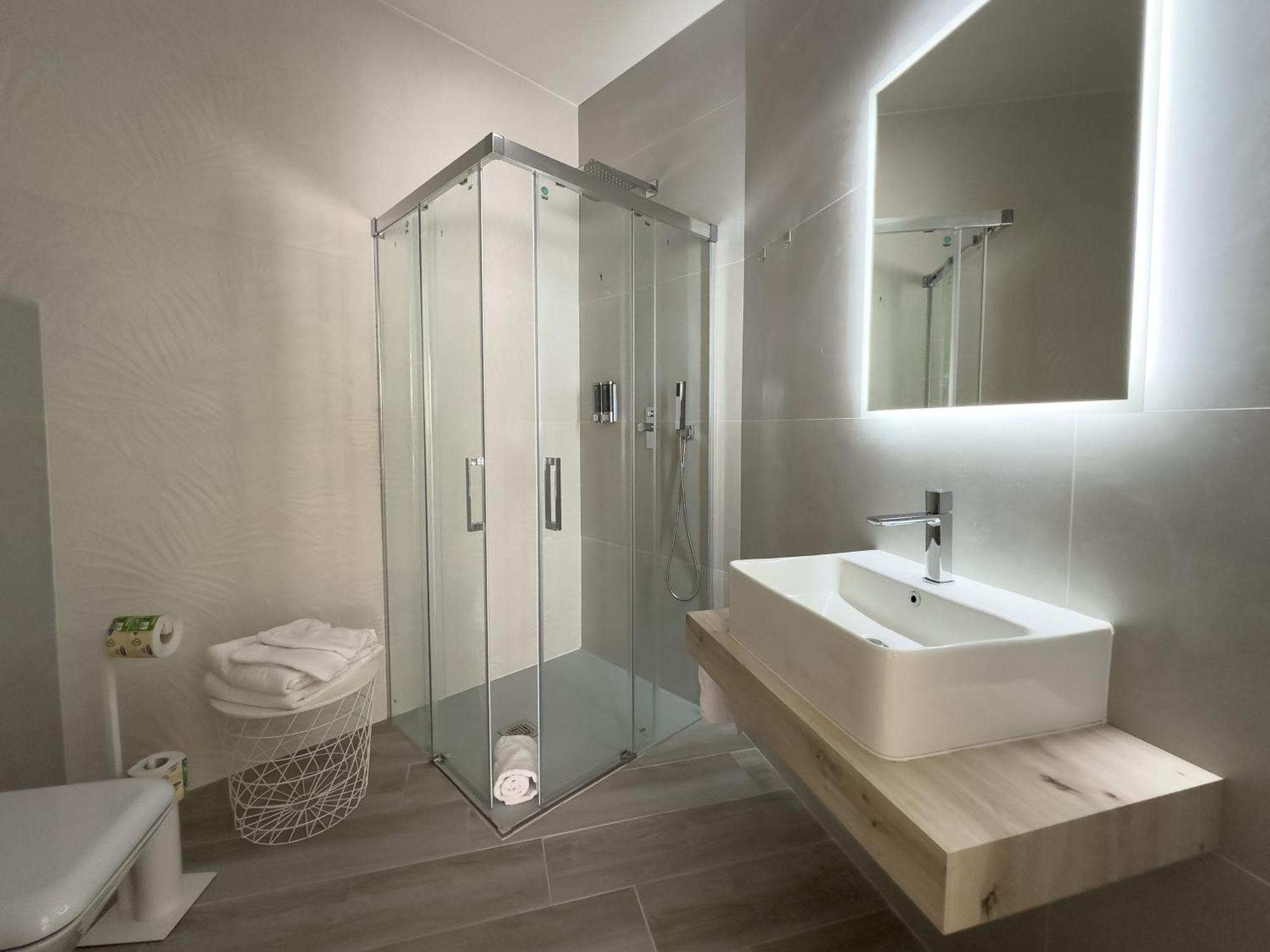 Al Civico3 Home & Suites Salerno Esterno foto